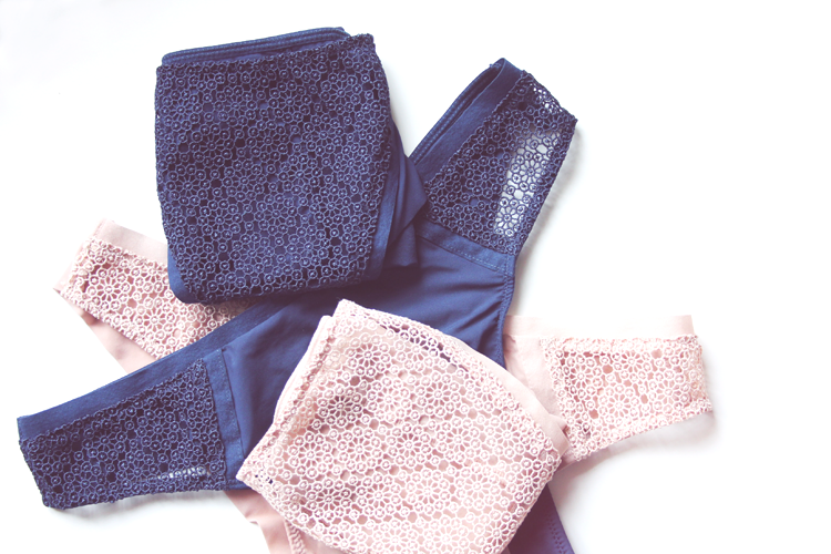 WACOAL_LINGERIE_ARTISTE_1