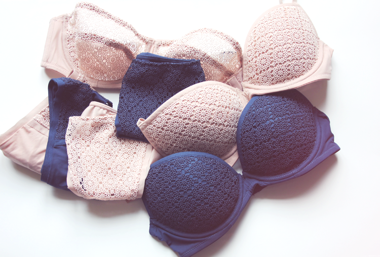 WACOAL_LINGERIE_ARTISTE_3