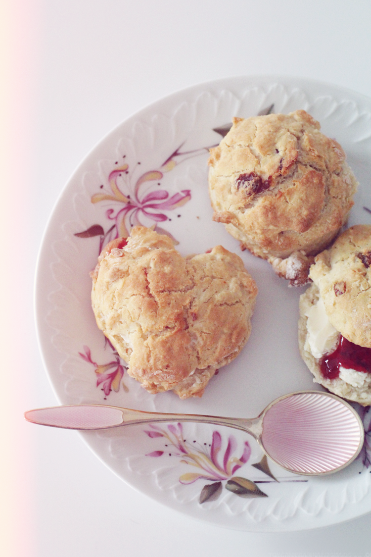SCONES_4