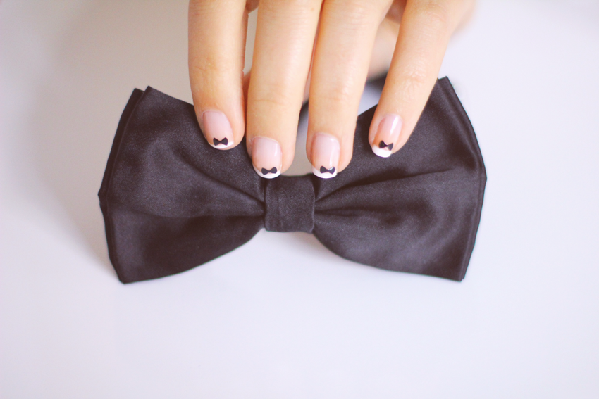 TUTO_NAIL_ART_FRENCH_MANUCURE_NOEUD_3