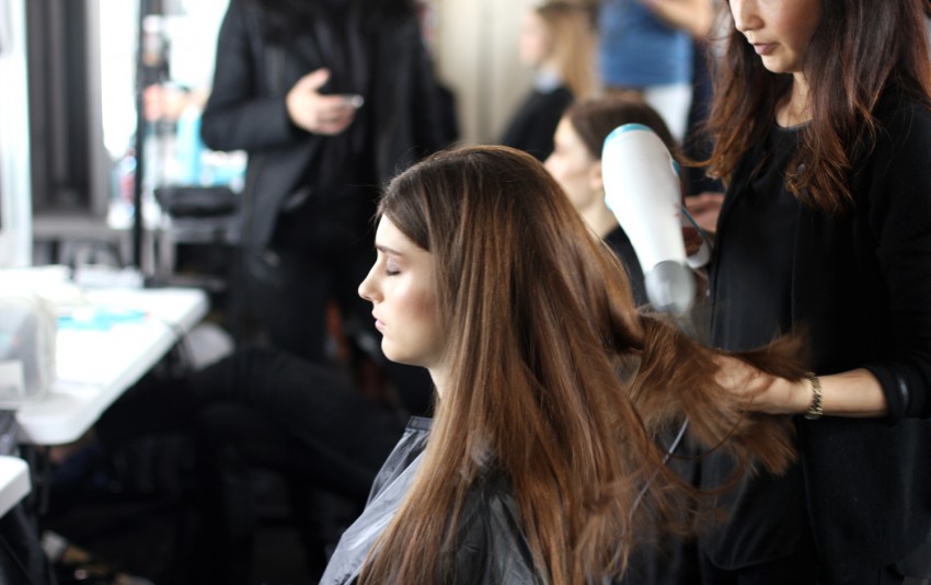 CHRISTOPHE_LEMAIRE_DELPHINE_COURTEILLE_MOROCCANOIL_BACKSTAGE_3