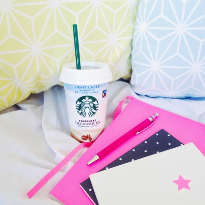 ZOE_MACARON_STARBUCKS_2